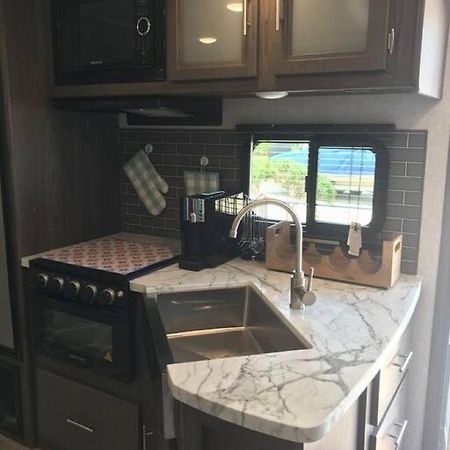 فيلا Happys Camper In The Sunshine دايتونا بيتش المظهر الخارجي الصورة